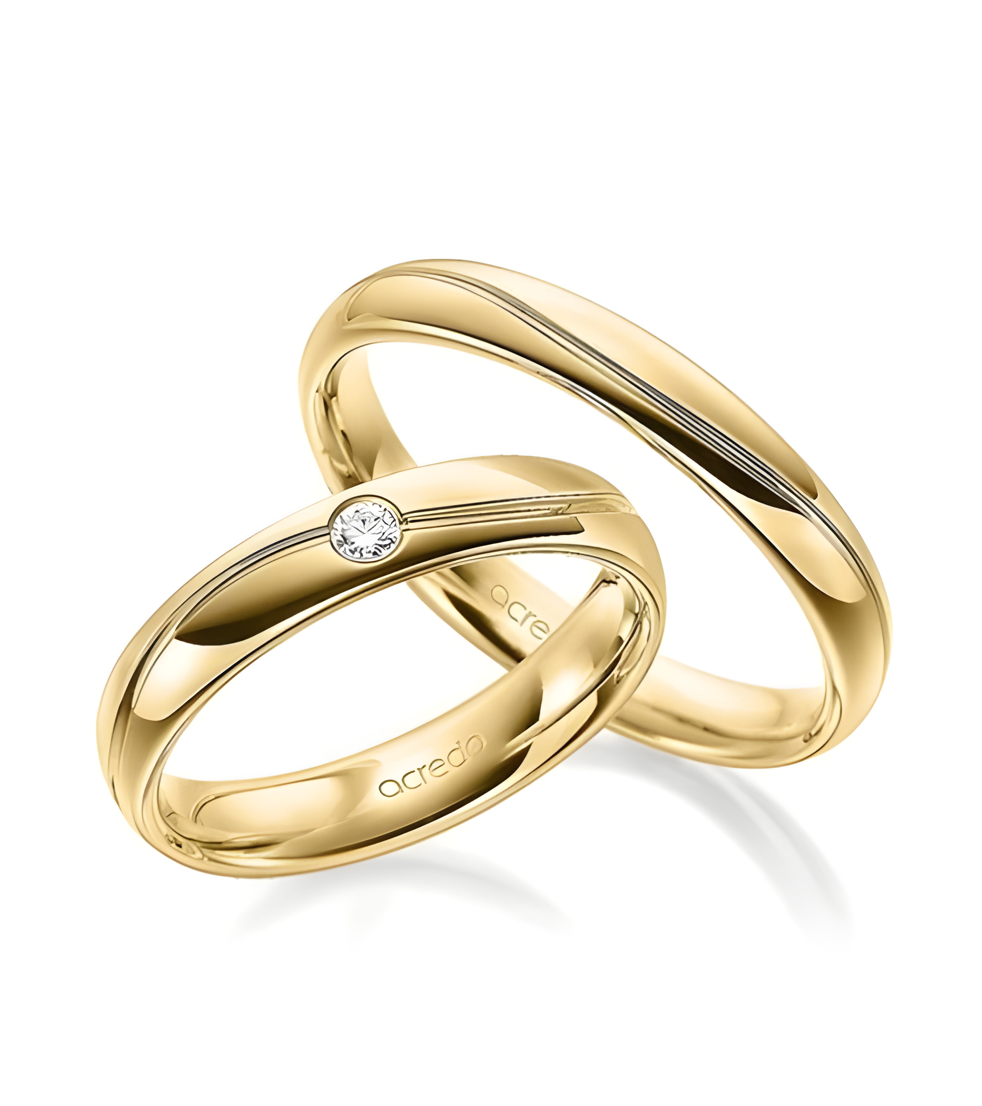 Anillos de boda en oro amarillo con una línea redondeada y un diamante - Alianzas de boda - 




