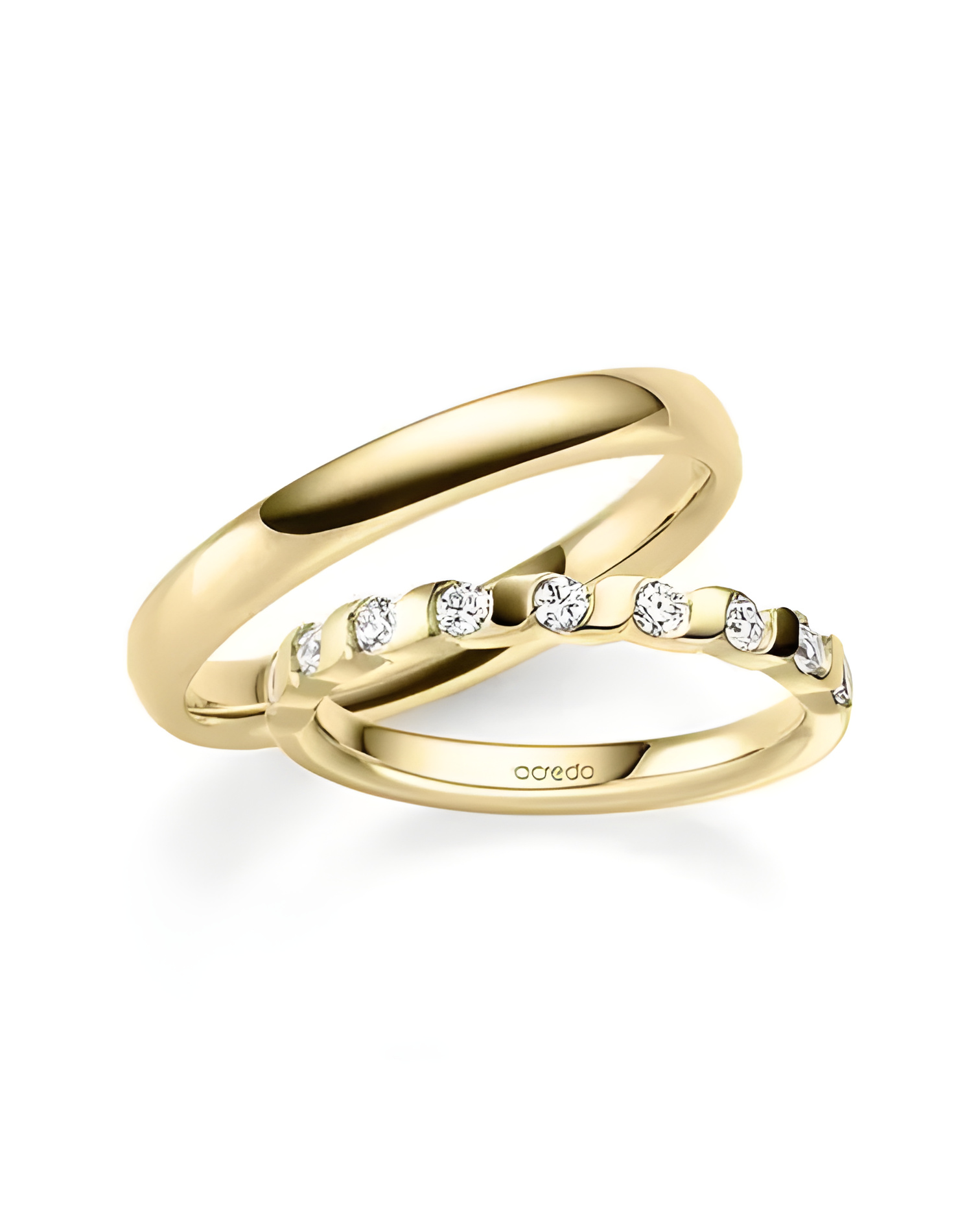 Los mejores anillos de boda dorados con media corona de diamantes
