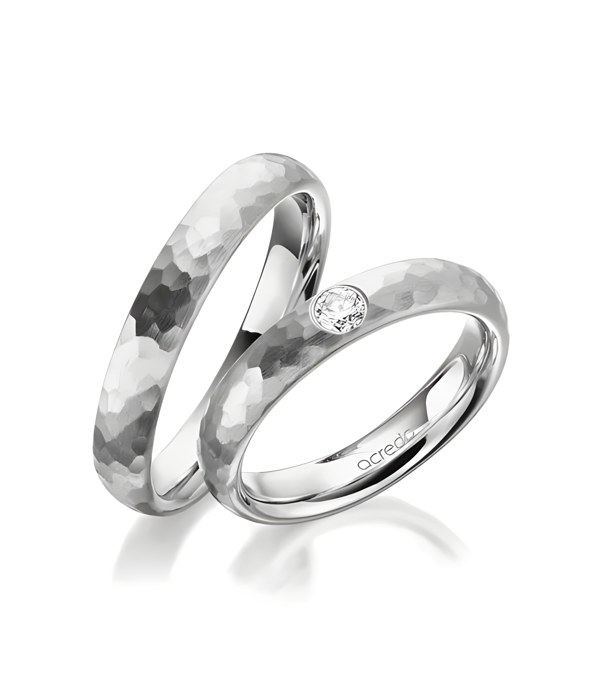 Anillos de boda de oro blanco con acabado especial