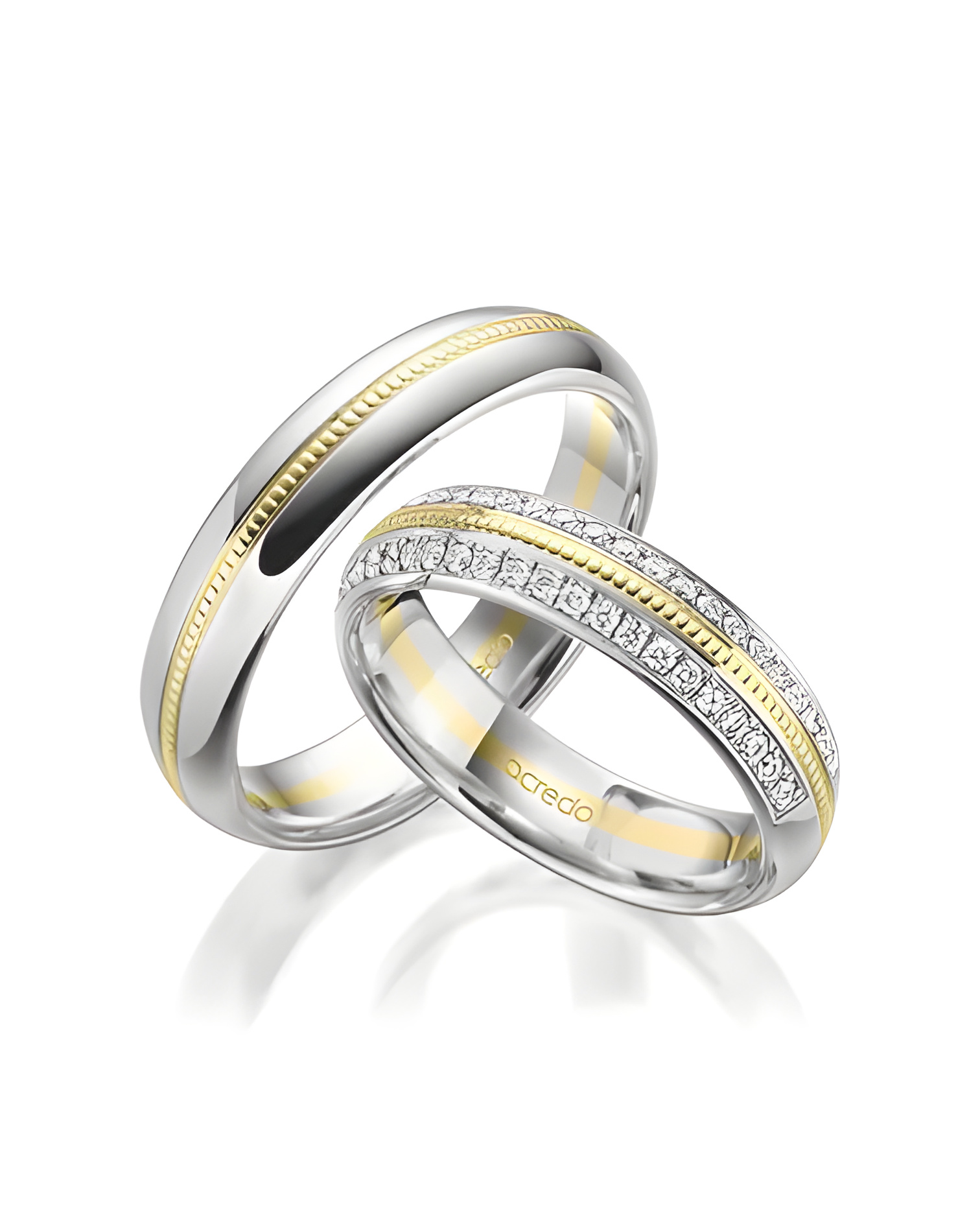 Originales alianzas de boda en dos colores con corona de diamantes I Staring