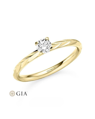 New collection of yellow gold engagement rings for the proposal | Staring