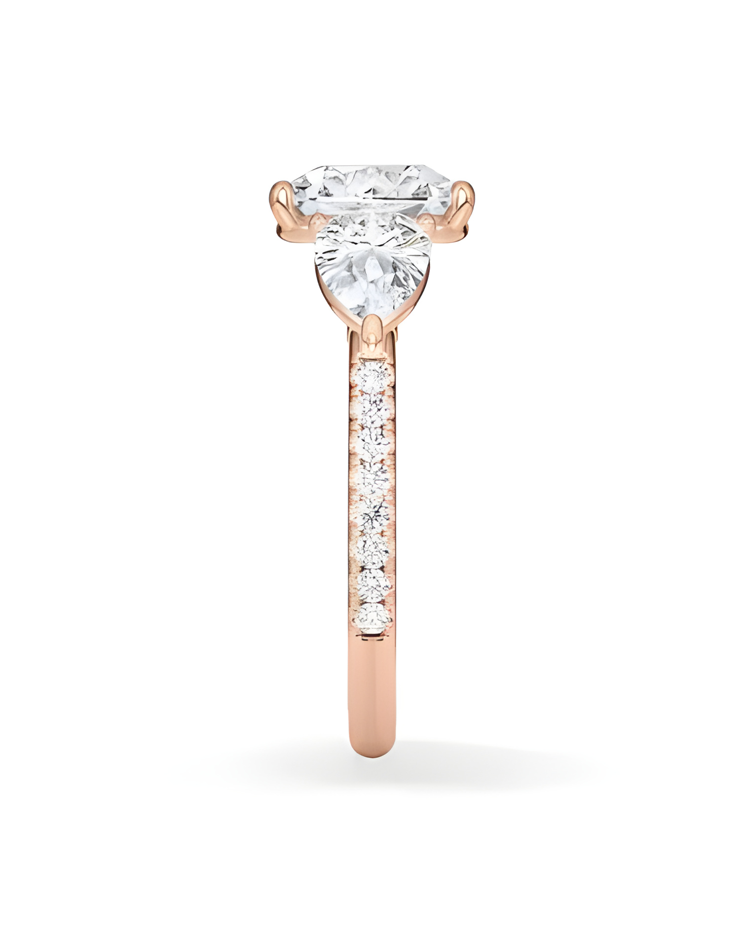 Anillo de compromiso de oro o platino con distintos cortes de diamante | Staring