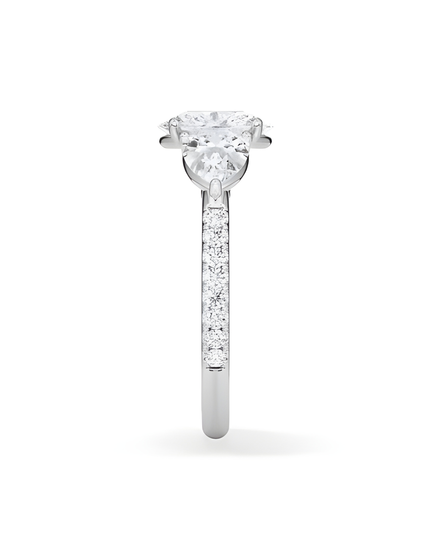 Gold or platinum engagement ring with various diamond cuts | Starting
