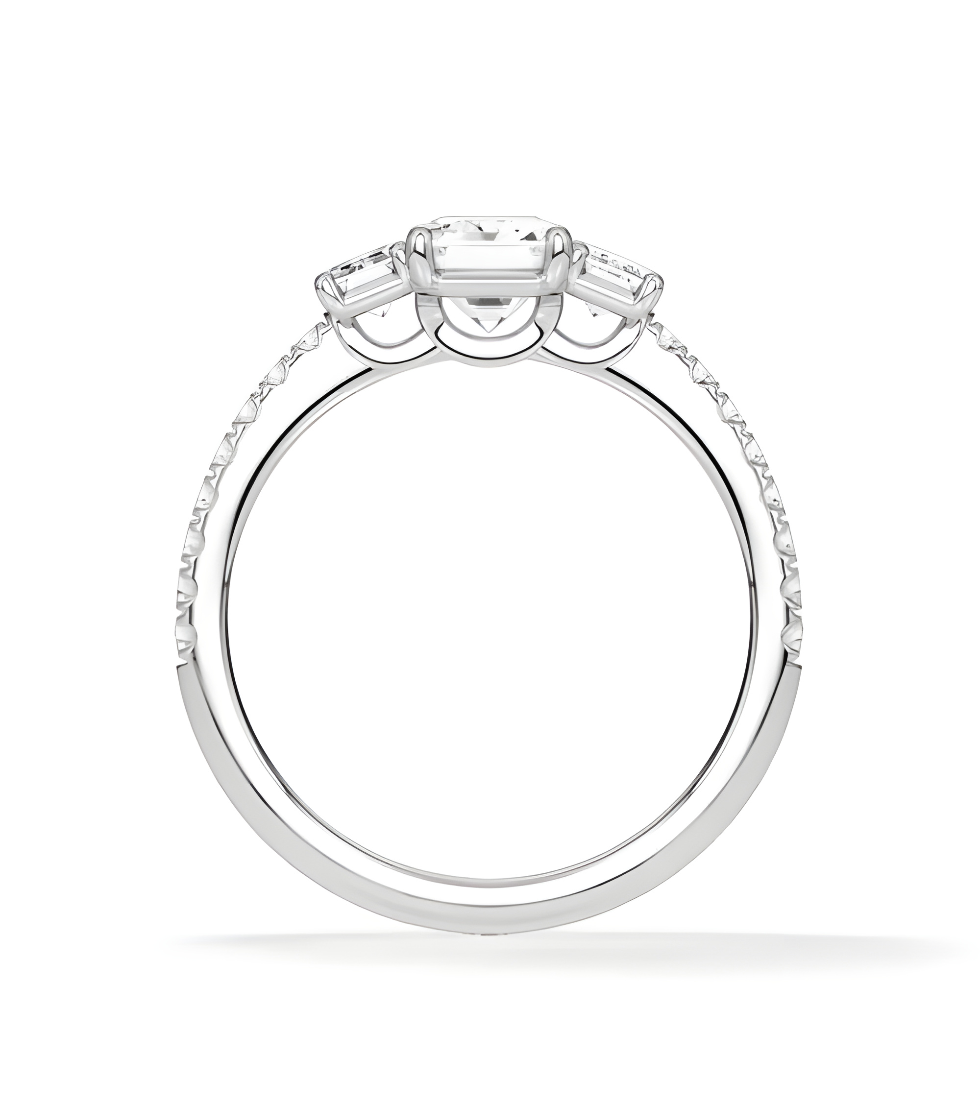 Gold or platinum engagement ring with radiant cut | Starting