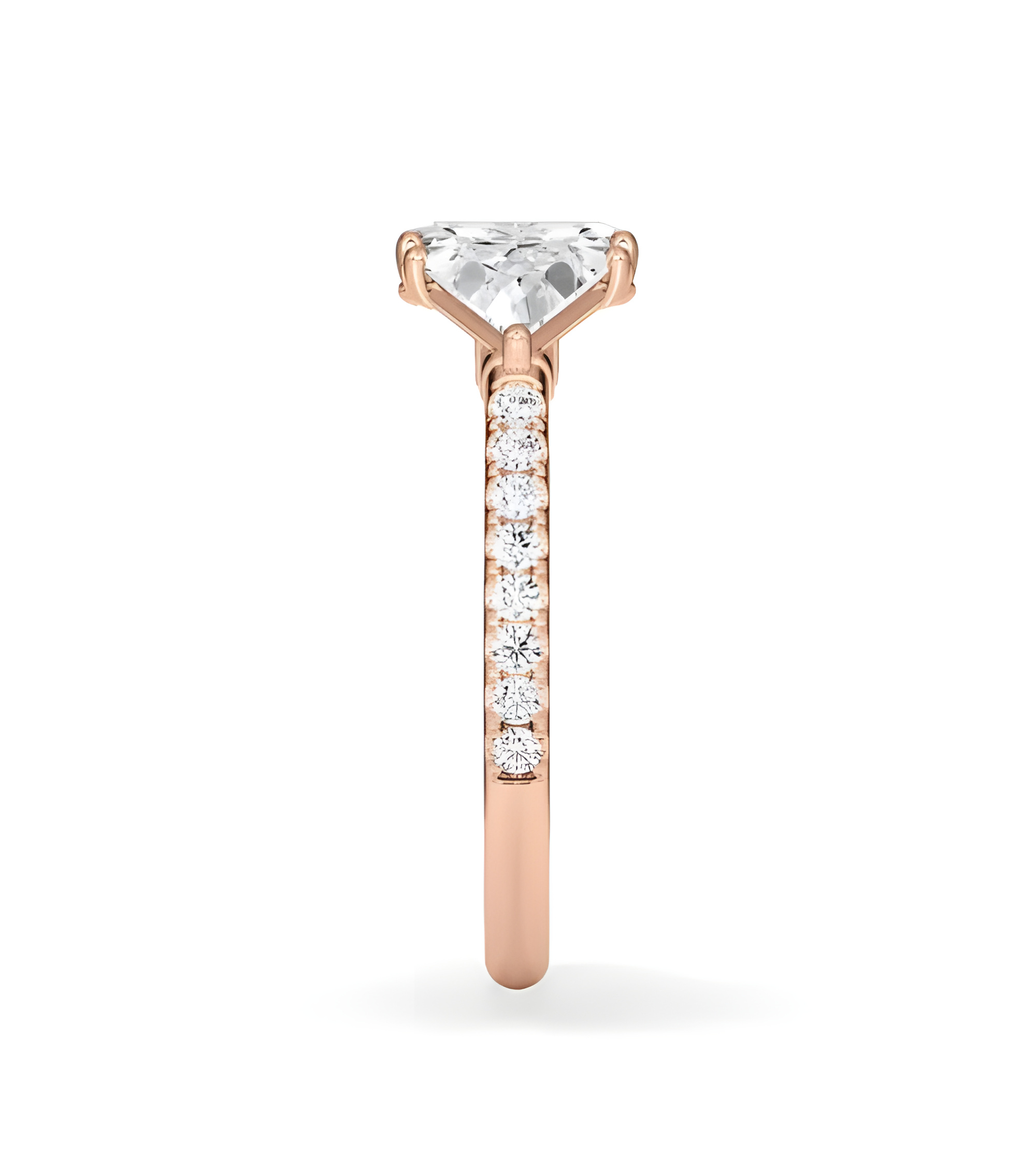 Anillo de compromiso de oro o platino con distintos cortes de diamante | Staring